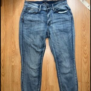 Judy Blue Los Angeles Light Wash Skinny Jeans 14W